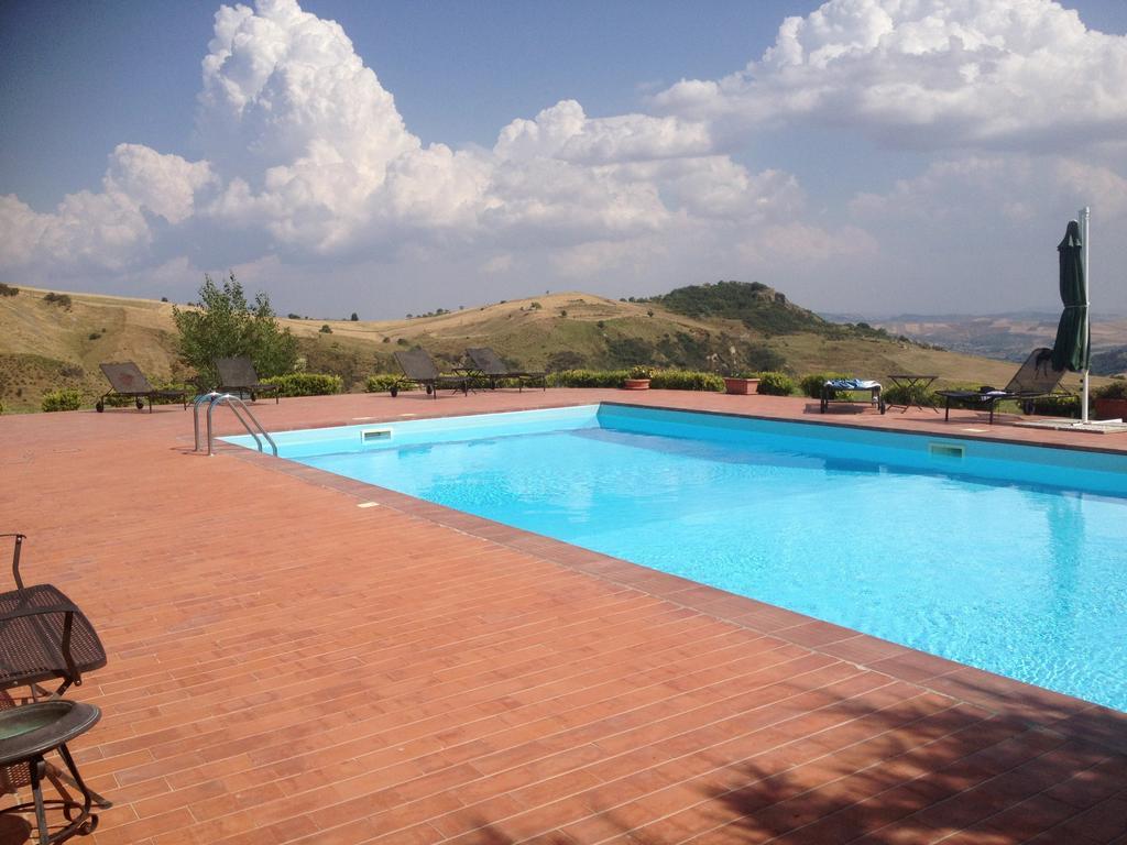הוילה Castellana Sicula Agriturismo Terravecchia מראה חיצוני תמונה