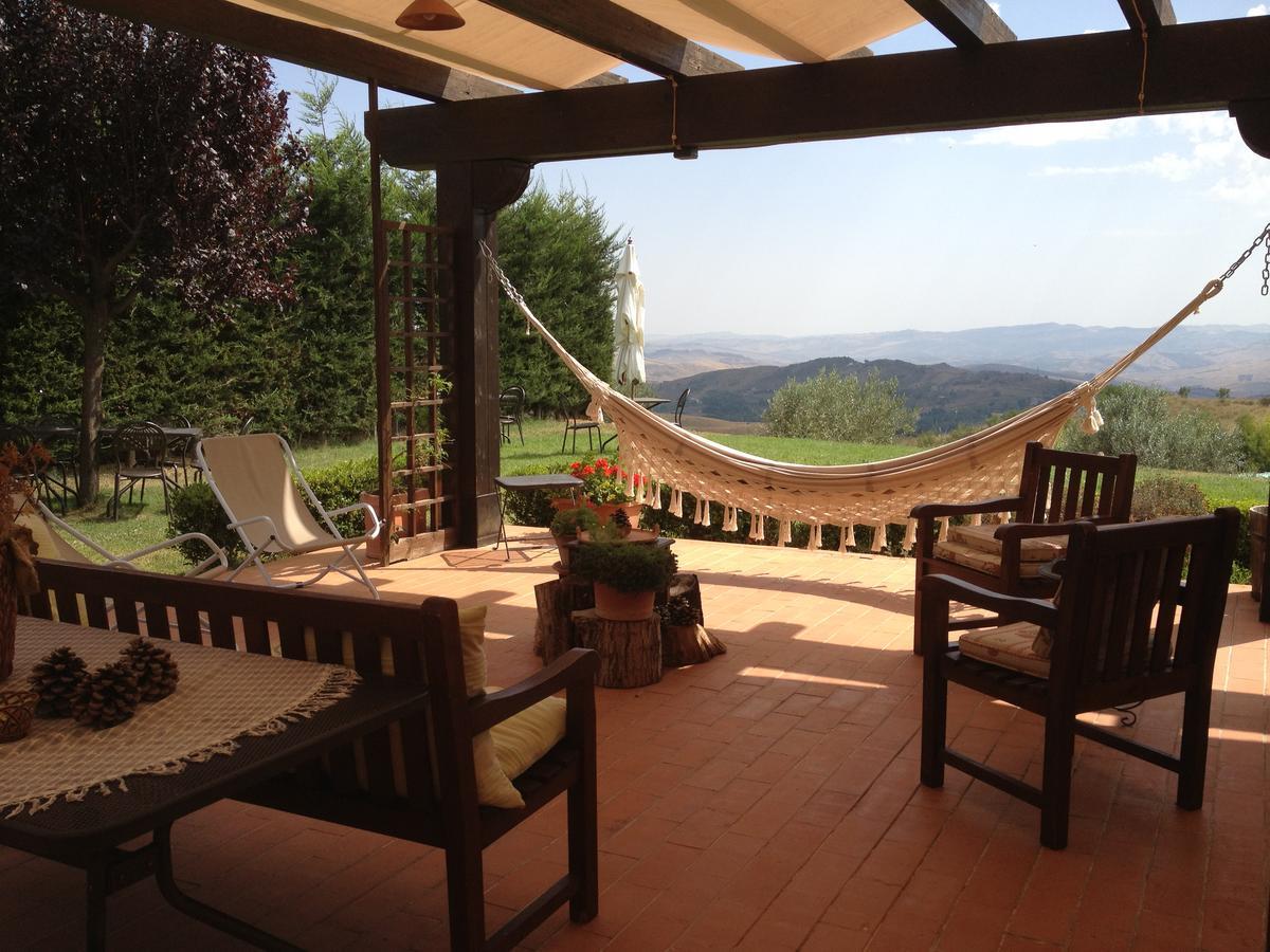 הוילה Castellana Sicula Agriturismo Terravecchia מראה חיצוני תמונה